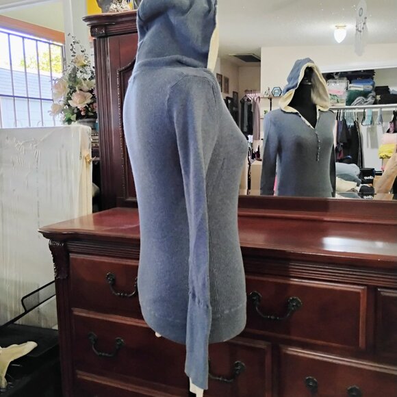 Blue Knitted Long Sleeve, Button Down V-Neck and Hoodie Cardigan - Picture 4 of 6